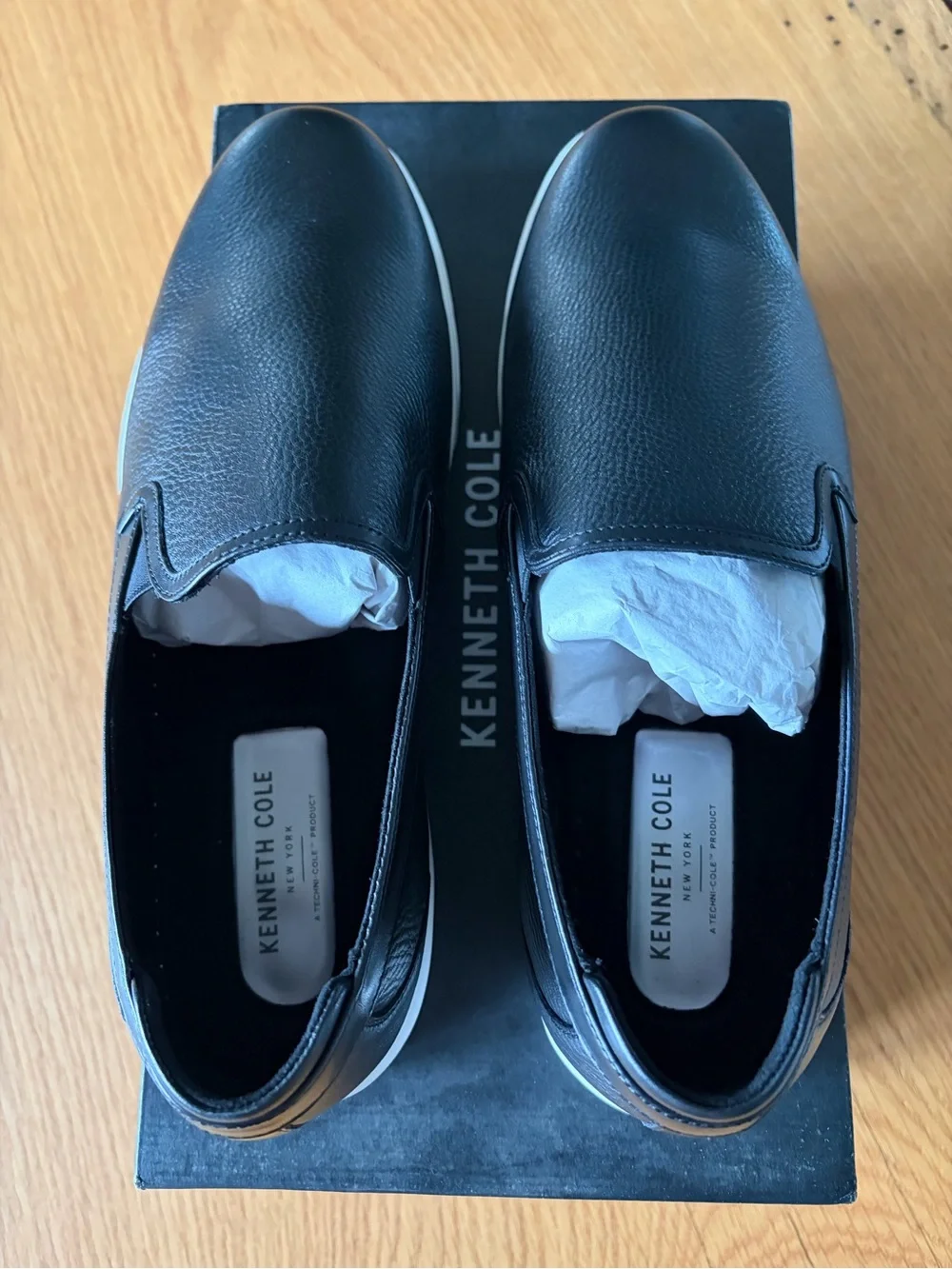 Kenneth Cole Liam Men’s Black Leather Slip-on - Size 10 Wide